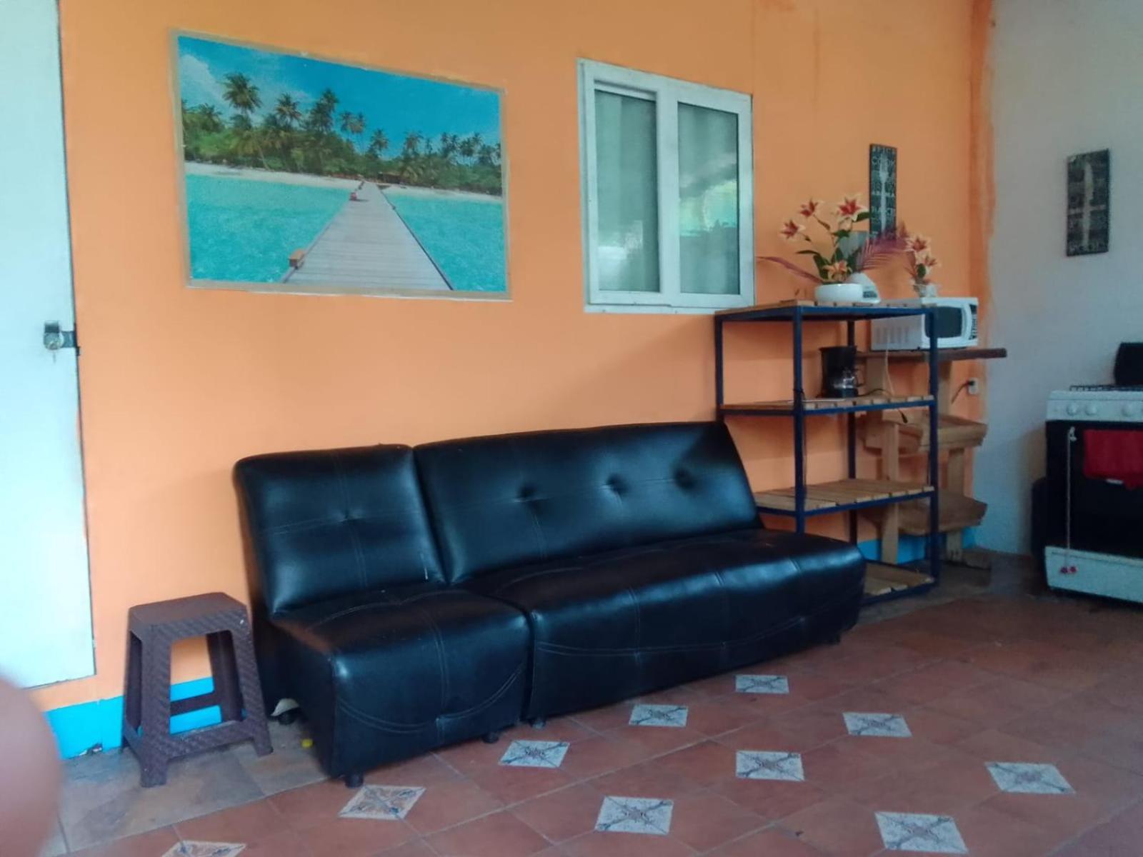 Lo De Reyes Monterrico Y Sipacate Hotel Las Quechas Exterior photo